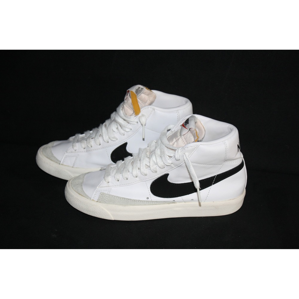Retro‎ sneakers Nike Blazer Mid 77 Vintage Women Size 7 White Black High Top